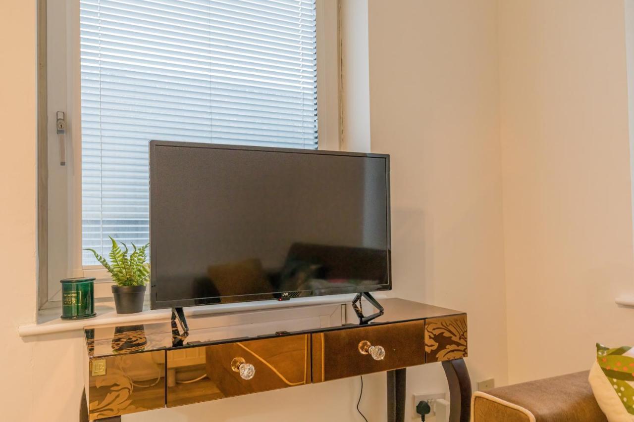 Luxury Hollywood Getaway In The Heart Of The City Hove Buitenkant foto
