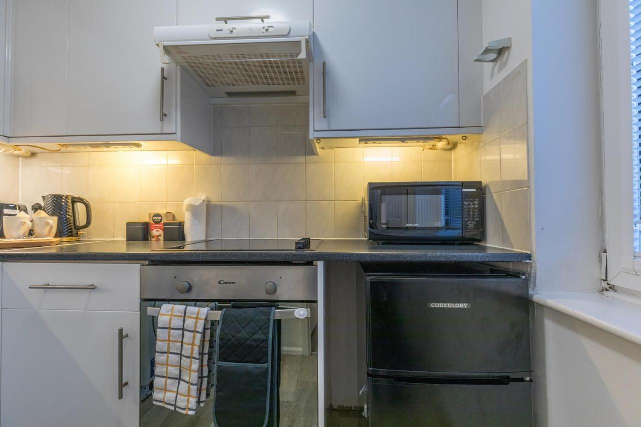 Luxury Hollywood Getaway In The Heart Of The City Hove Buitenkant foto